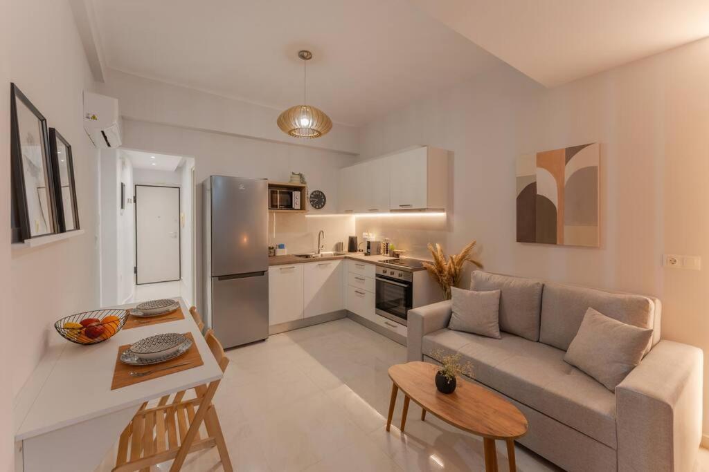 Jv Luxury Acropolis Apartment